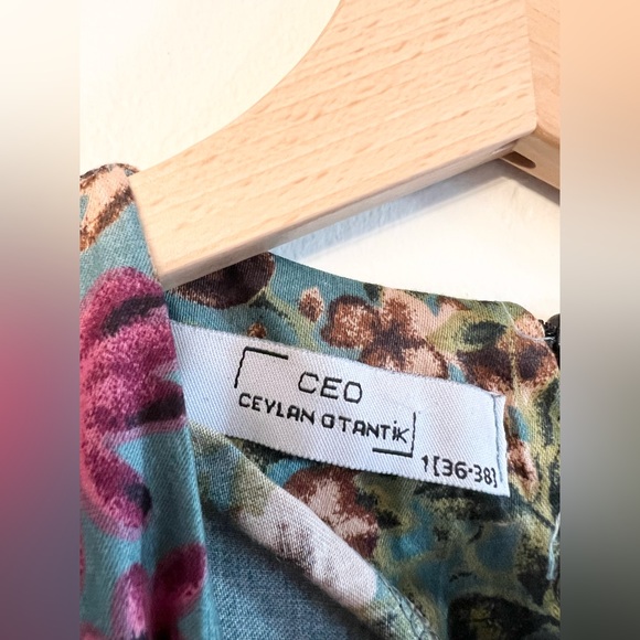 Ceylan Otantik CEO Floral Maxi Dress moody blue modest Turkish dress - Picture 4 of 9